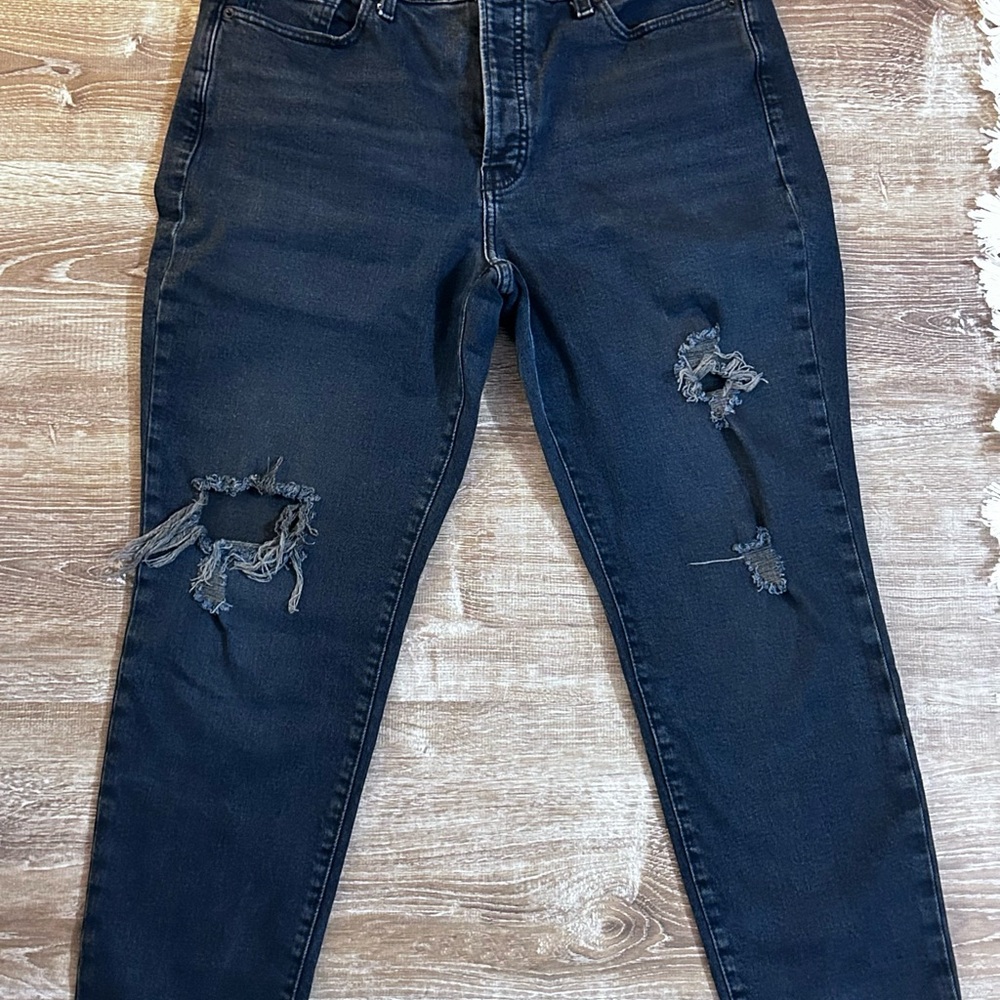 Old Navy Black washed Distressed Skinny Jeans